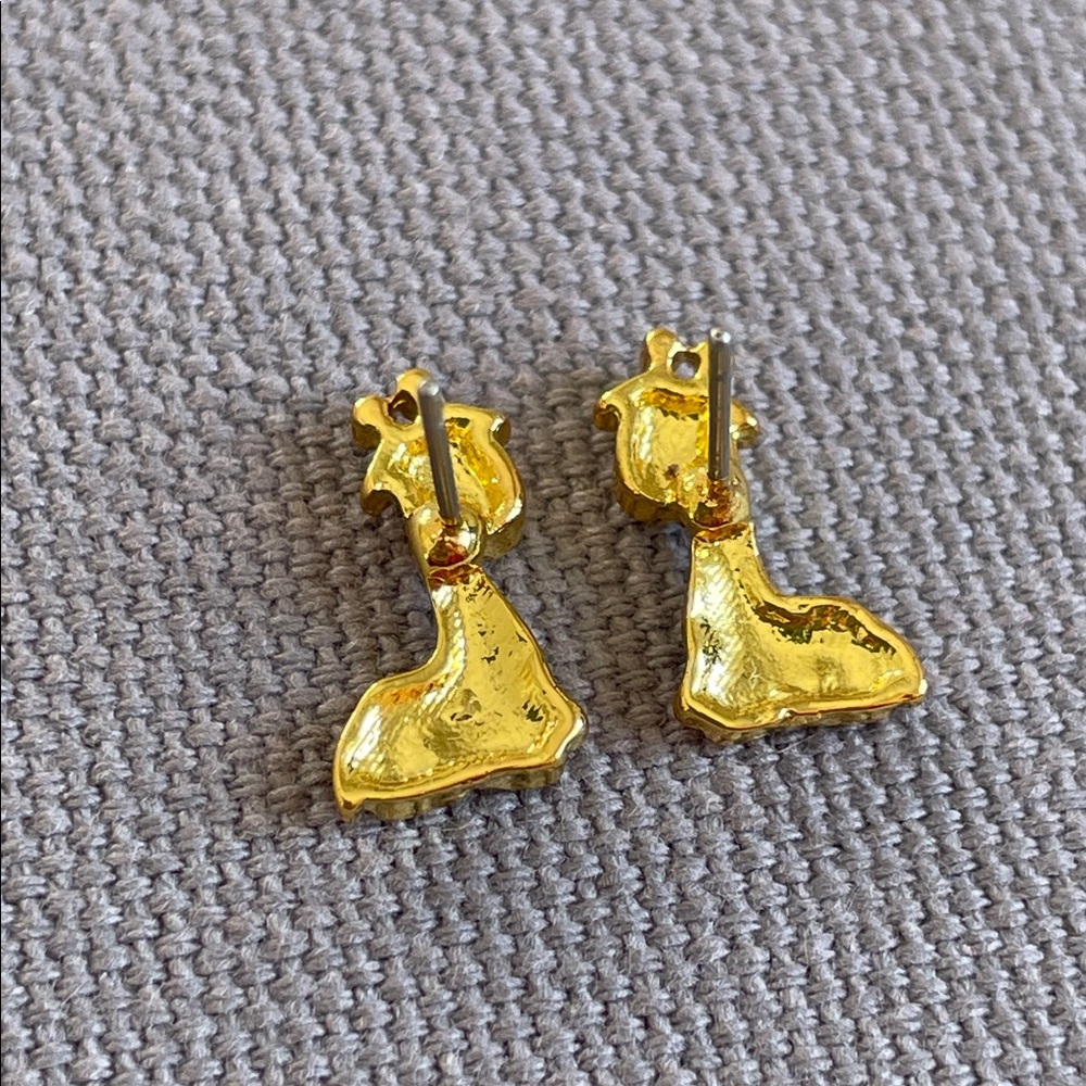 Giraffe Stud Earrings - Picture 2 of 3